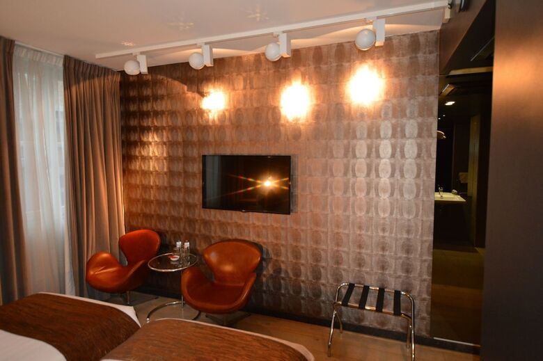 Amosa Li�ge City Centre Hotel