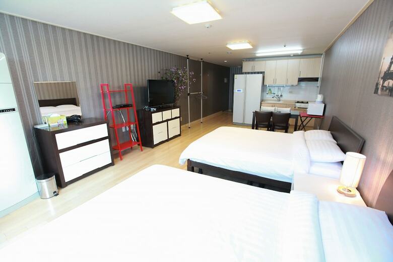 Apartamentos Aplex Residence