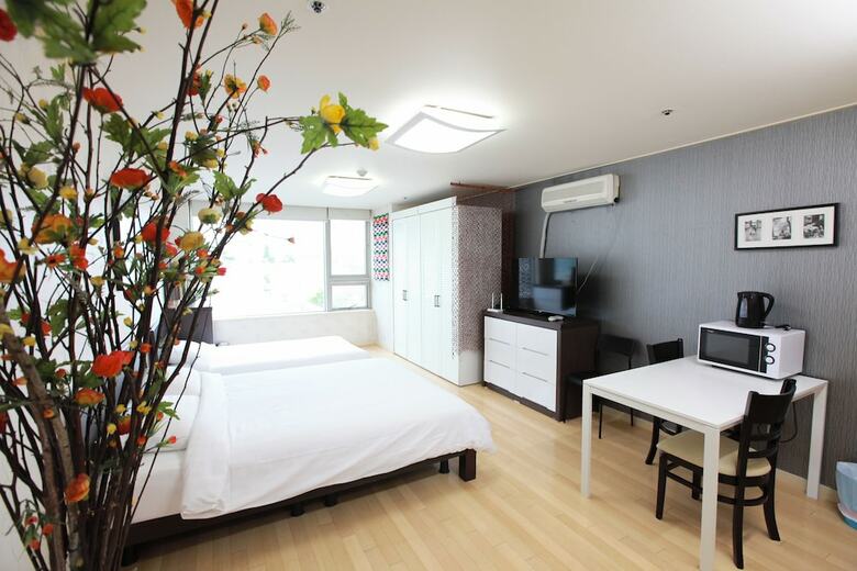 Apartamentos Aplex Residence