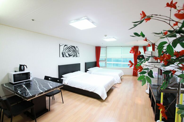 Apartamentos Aplex Residence