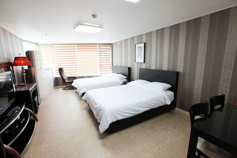 Apartamentos Aplex Residence