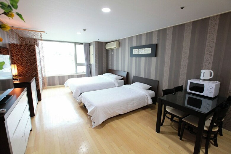 Apartamentos Aplex Residence