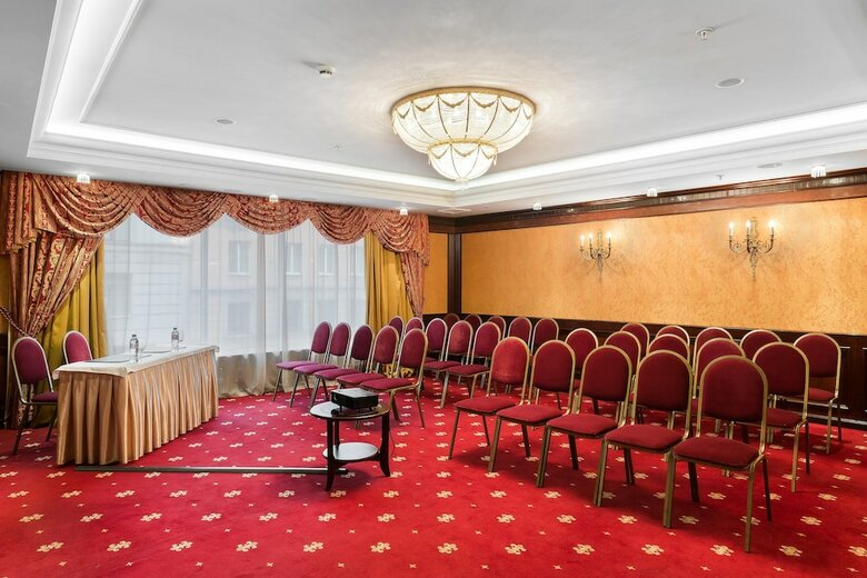 Grand Hotel Emerald