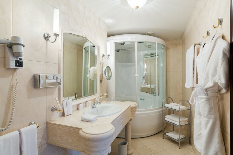 Grand Hotel Emerald
