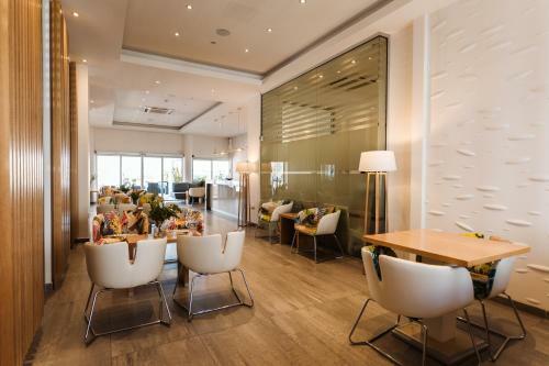 Aparthotel Vrachia Beach Resort