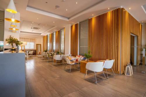 Aparthotel Vrachia Beach Resort