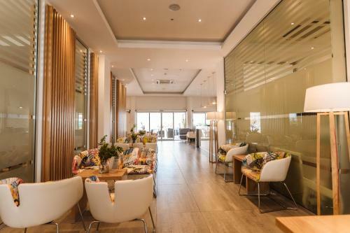 Aparthotel Vrachia Beach Resort