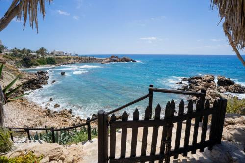 Aparthotel Vrachia Beach Resort