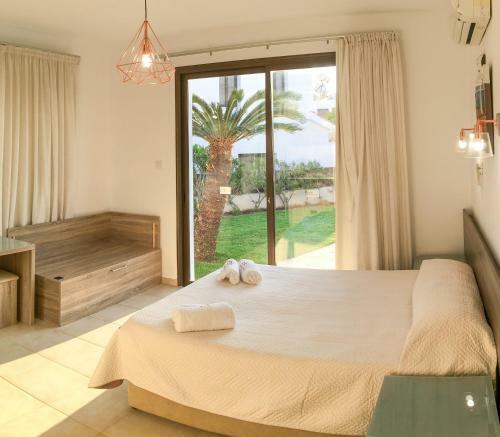 Platzia Beach Villas