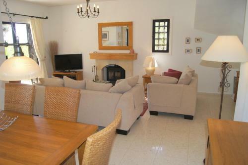 Kamares Villa