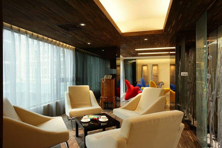 Hotel In One City Inn