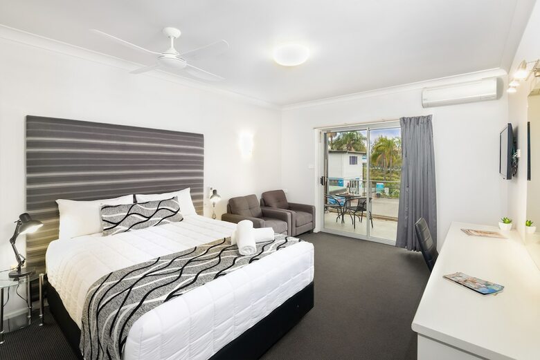 The Esplanade Motel