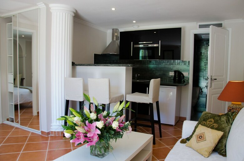 Apartamentos Residence Emeraude