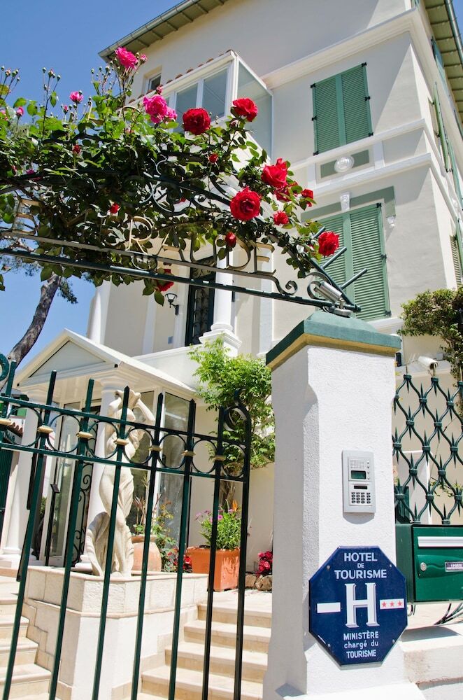 Apartamentos Residence Emeraude
