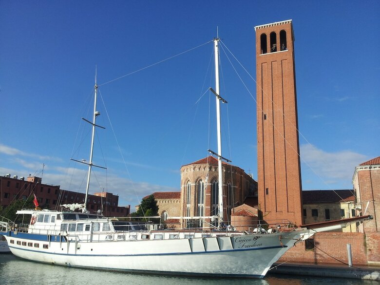 Venezia Boat & Breakfast Caicco Freedom