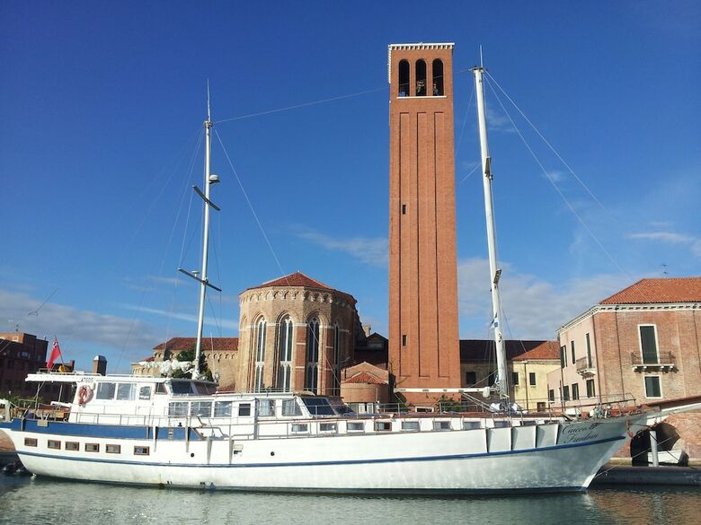Venezia Boat & Breakfast Caicco Freedom
