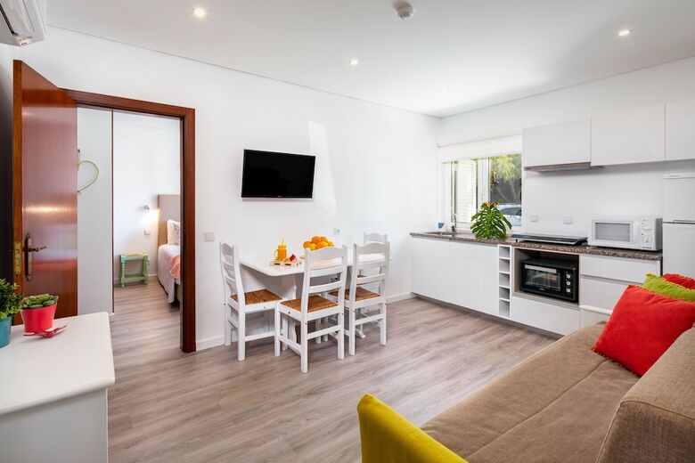 Apartamentos Fl�r Da Laranja, Albufeira