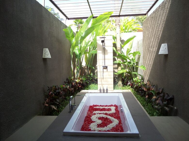 Hotel Senetan Villas And Spa Resort