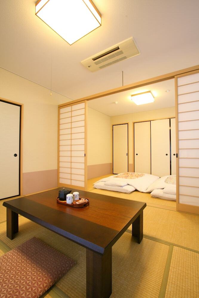 Nagomiyado Towa