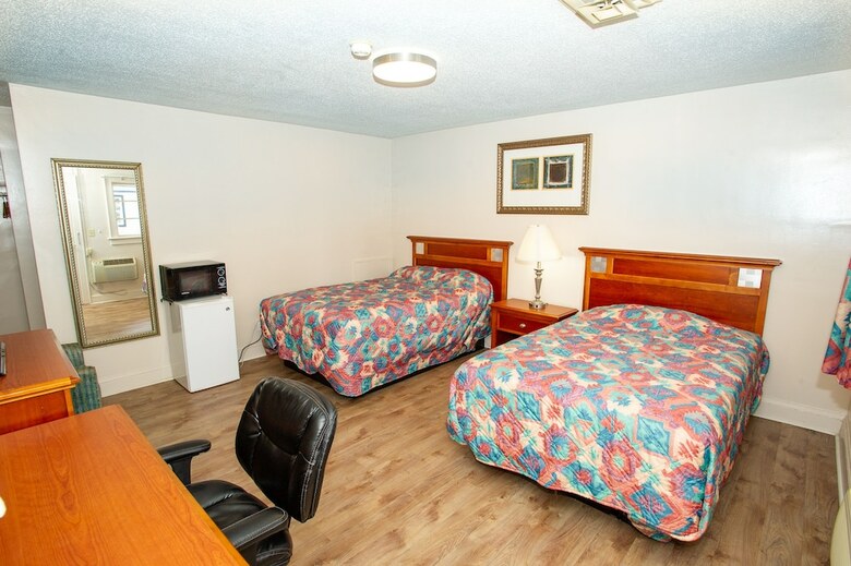 Motel Coach House