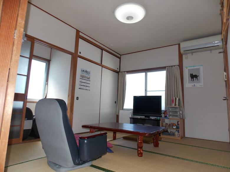 Hotel Hojosuigun Youth Hostel