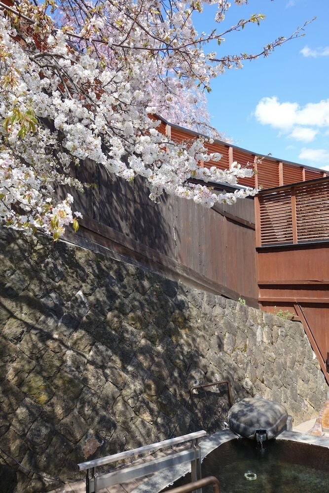Akayu Onsen Gotenmori