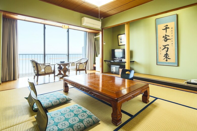Ibusuki Coral Beach Hotel
