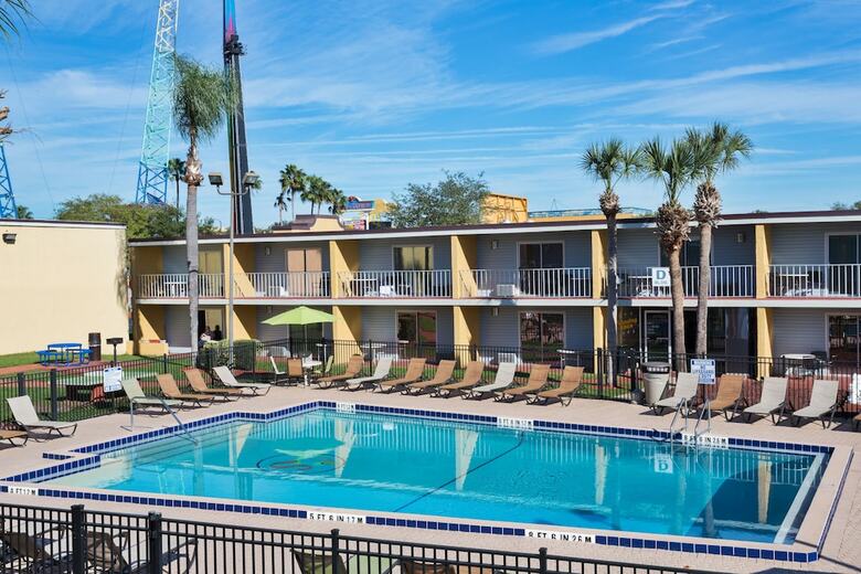Celebration Suites - 2 Bedroom Condos