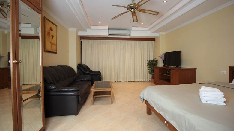 View Talay 3 Beach Apartments
