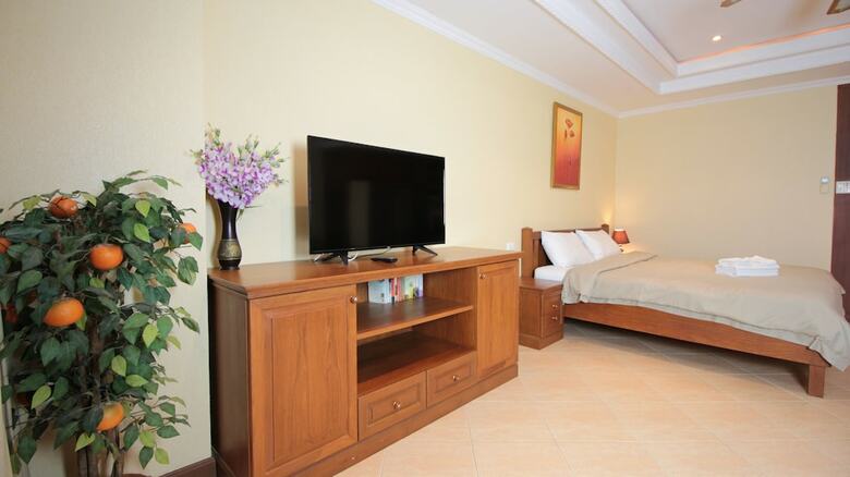 View Talay 3 Beach Apartments