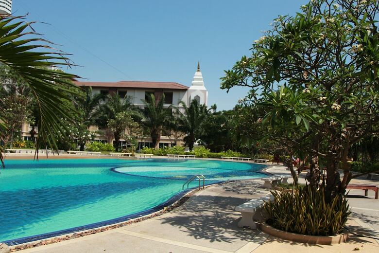 View Talay 3 Beach Apartments