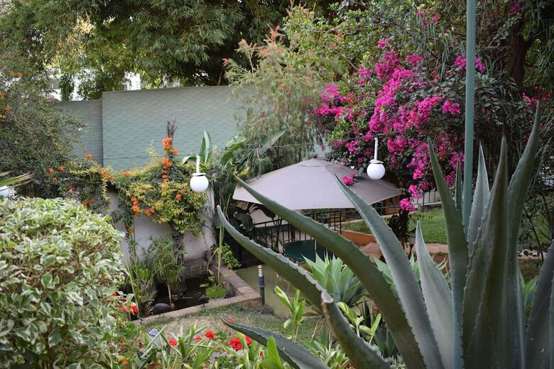 Hotel Riverview Westlands