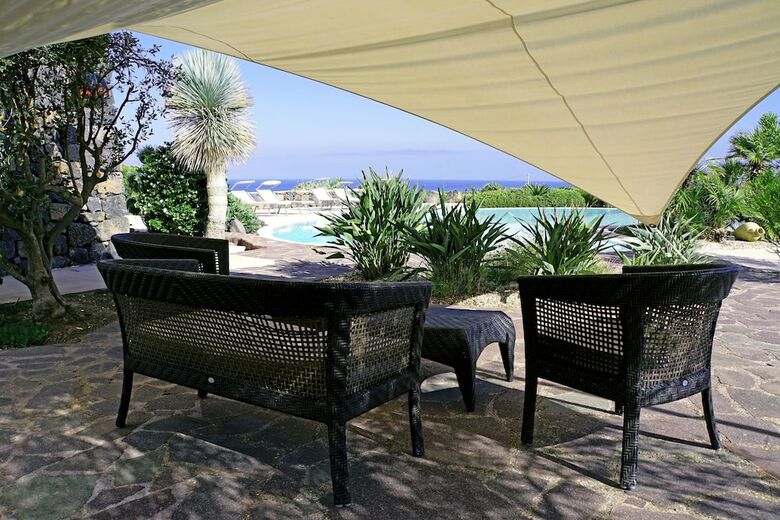 Apartamentos Dammusi E Relax