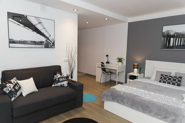 Warsawrent Apartments Centralna