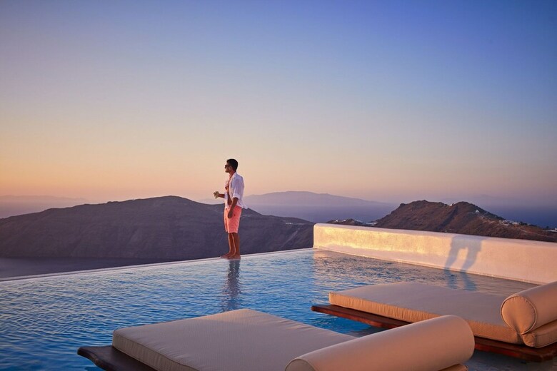 Aparthotel Astra Suites