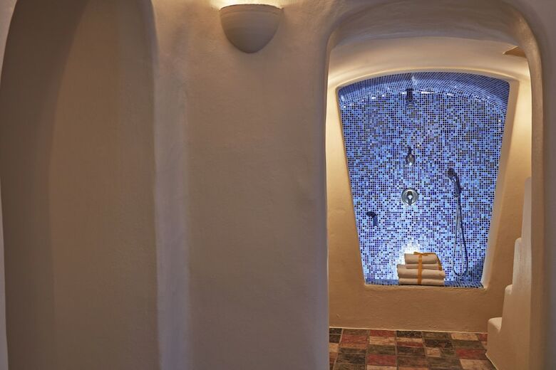 Aparthotel Astra Suites