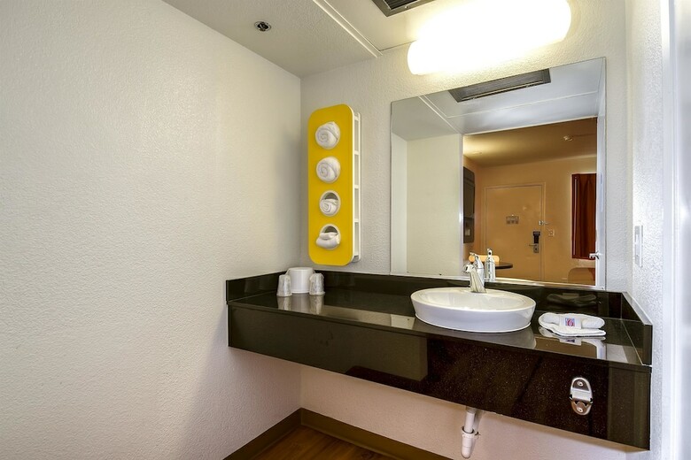 Motel 6 Carlsbad, Ca Beach