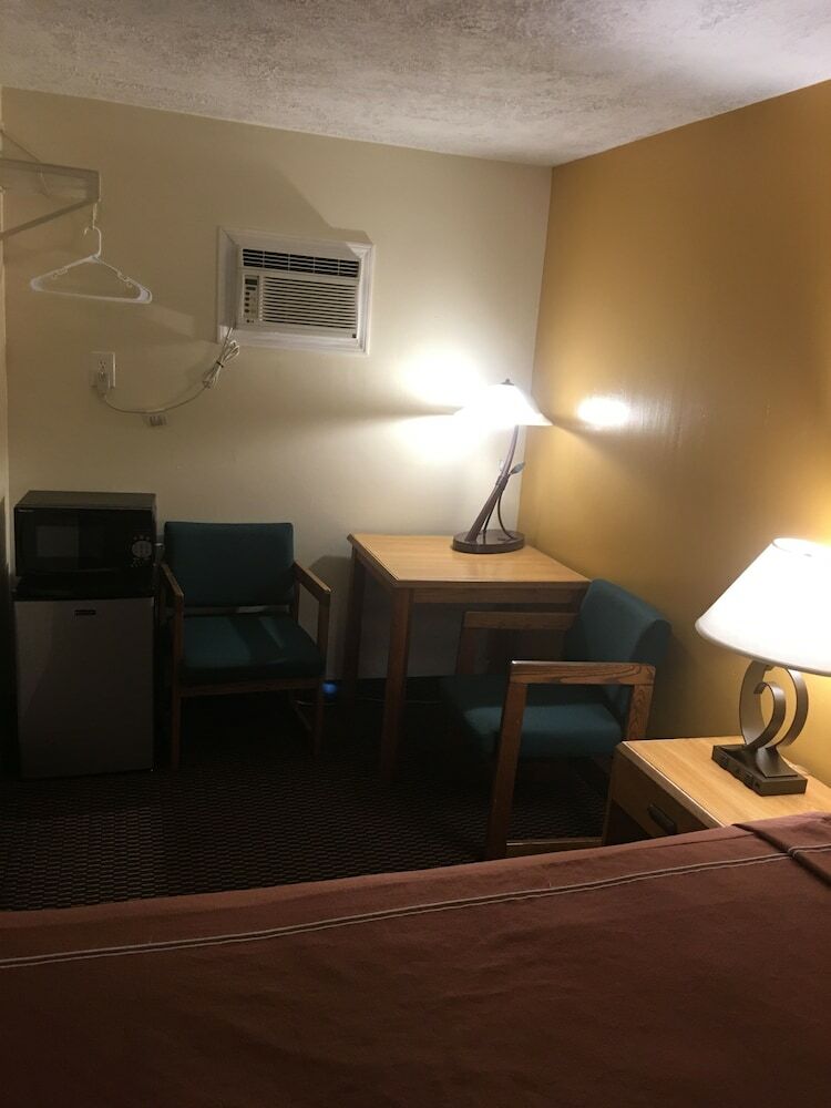 Caravan Motel