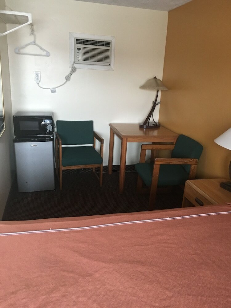 Caravan Motel