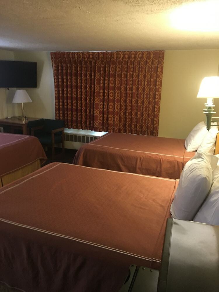 Caravan Motel
