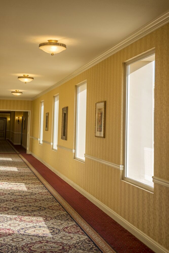 Ayres Hotel Manhattan Beach Lax