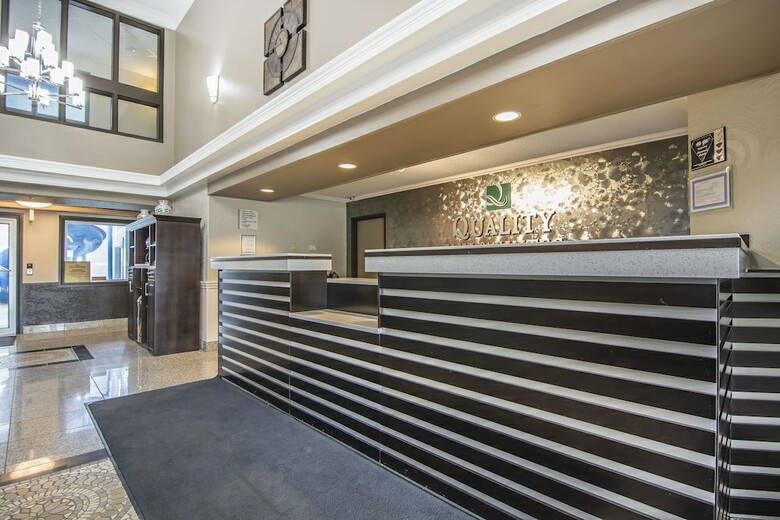 Hotel Quality Inn And Suites
