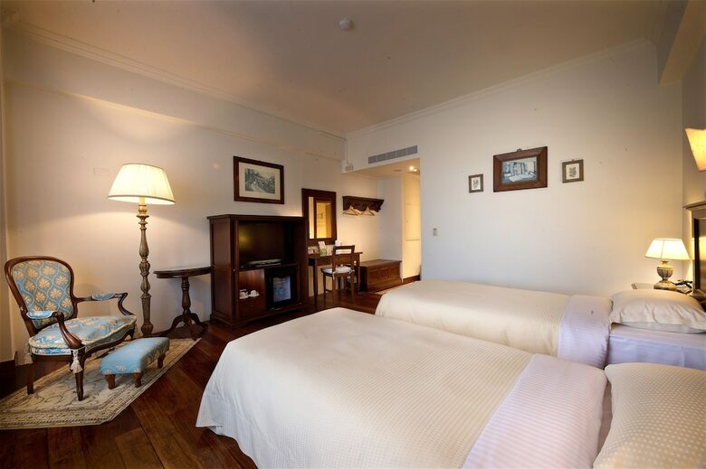 Shangrila Boutique Hotel