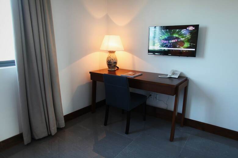 Dan Oasis Beach Hotel And Apartment