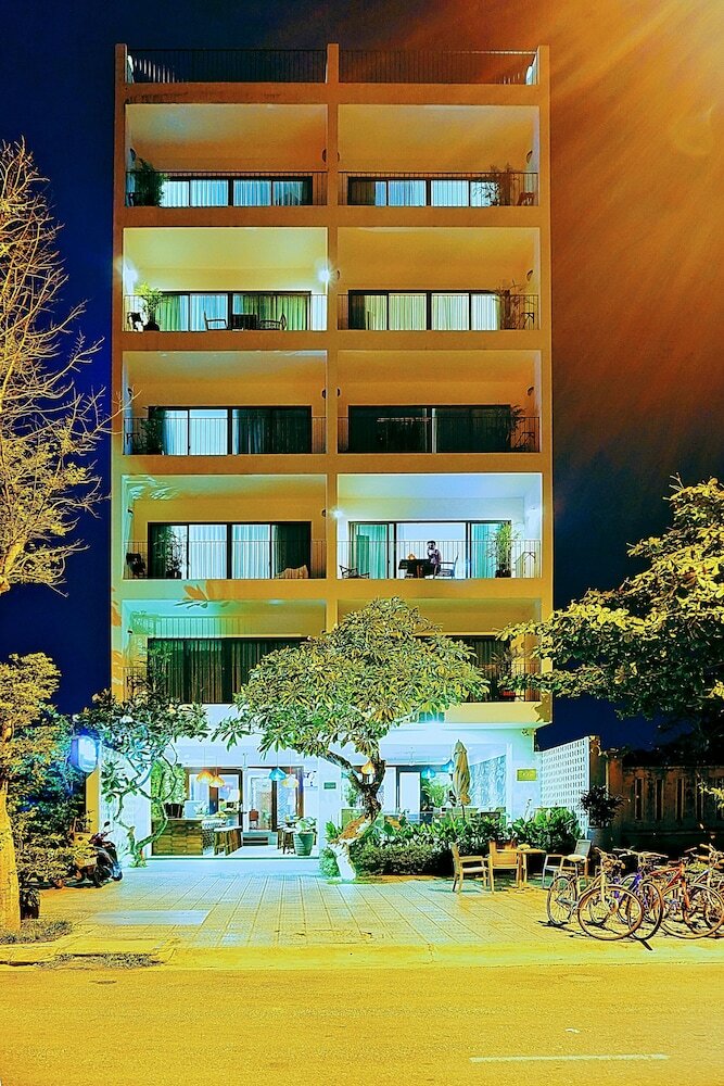 Dan Oasis Beach Hotel And Apartment