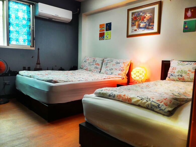 Hostal Ximen Triple Tiger Hostel