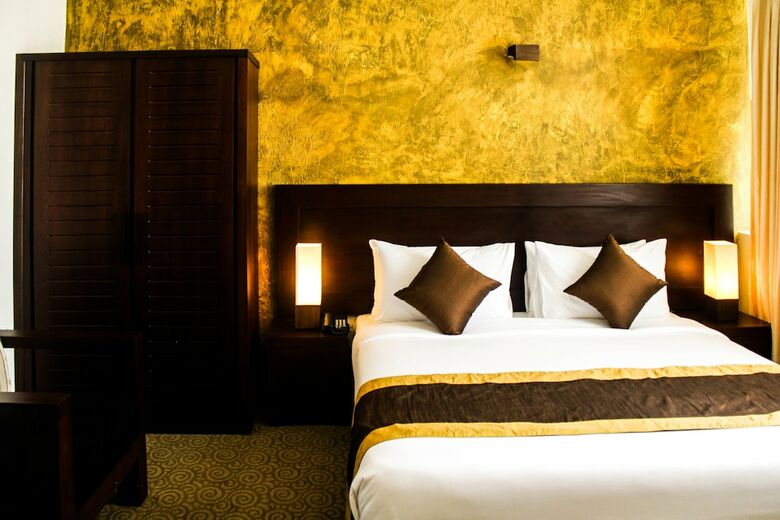 Ceylon City Hotel, Colombo