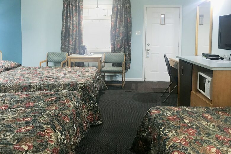 Lamplighter Motel