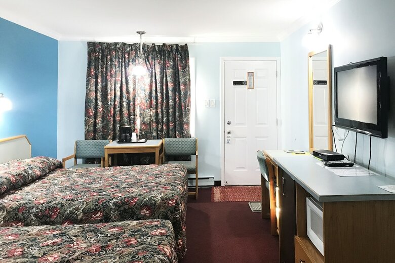 Lamplighter Motel