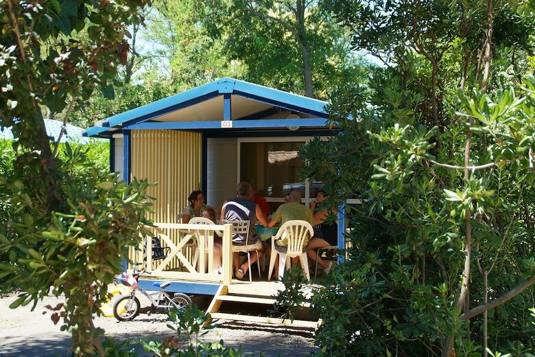 Camping Les Champs Blancs